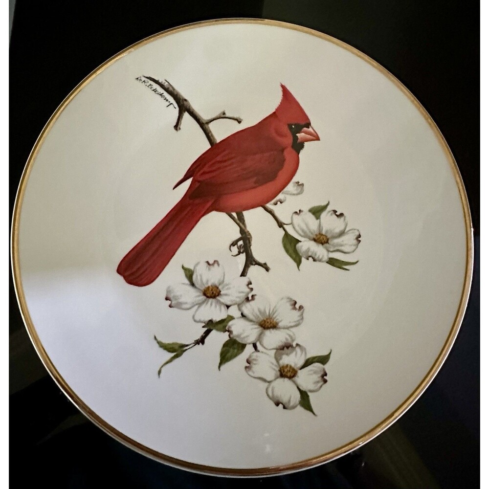 Vintage 1974 Cardinal North American Songbird Plate for Avon by Don Eckelberry